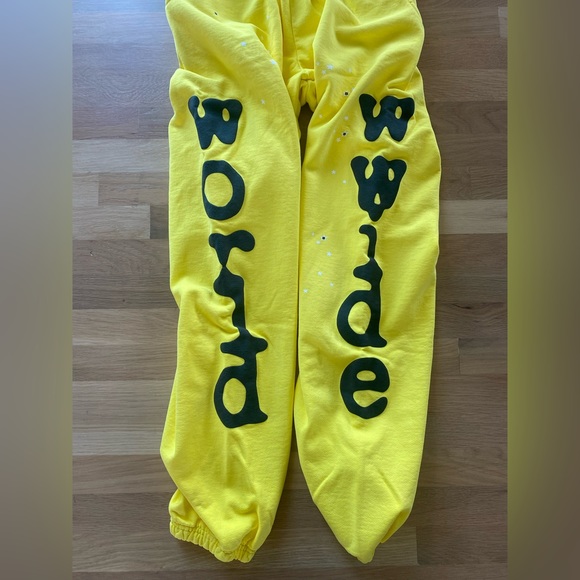 Sp5der Beluga Golden Yellow Sweatpants